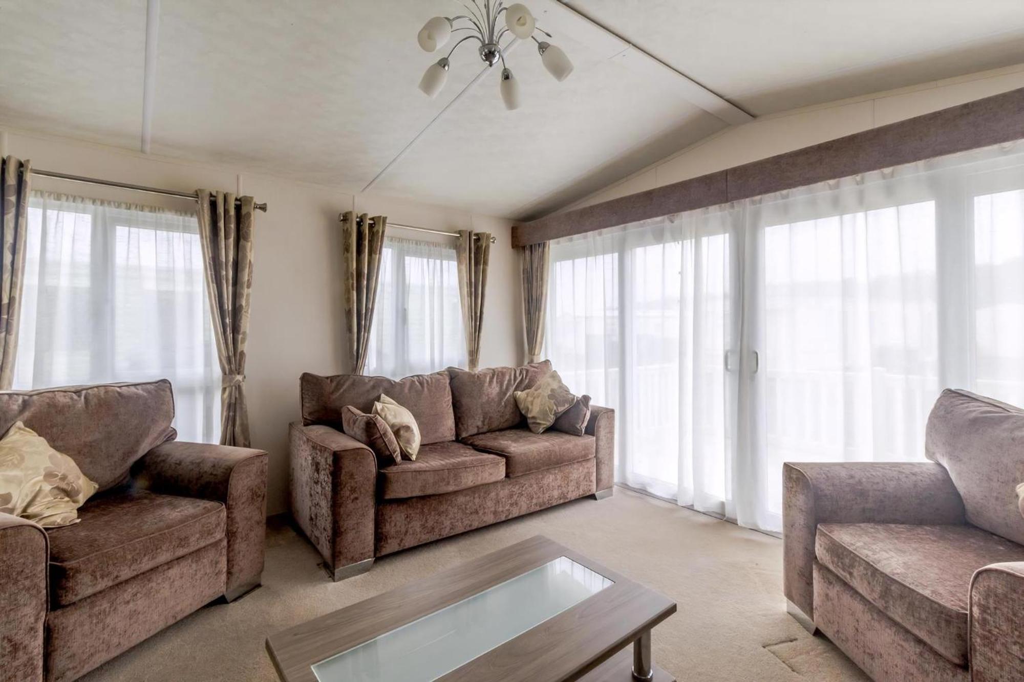 Beautiful 6 Berth Caravan By The Beach In Suffolk Ref 40076Nd 로웨스터프 외부 사진